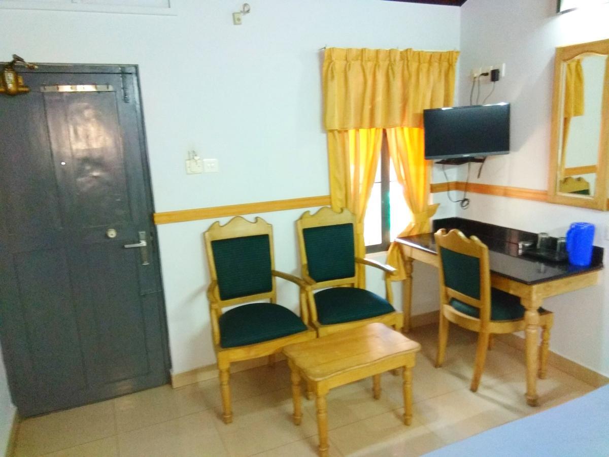 Hotel Maple Regency Kochi Eksteriør billede