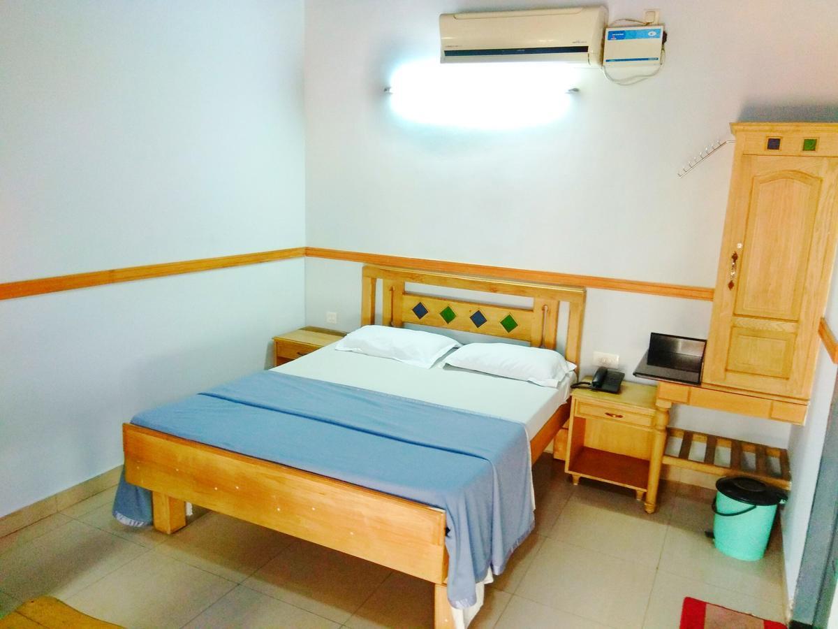 Hotel Maple Regency Kochi Eksteriør billede