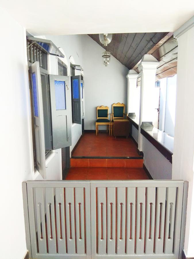 Hotel Maple Regency Kochi Eksteriør billede