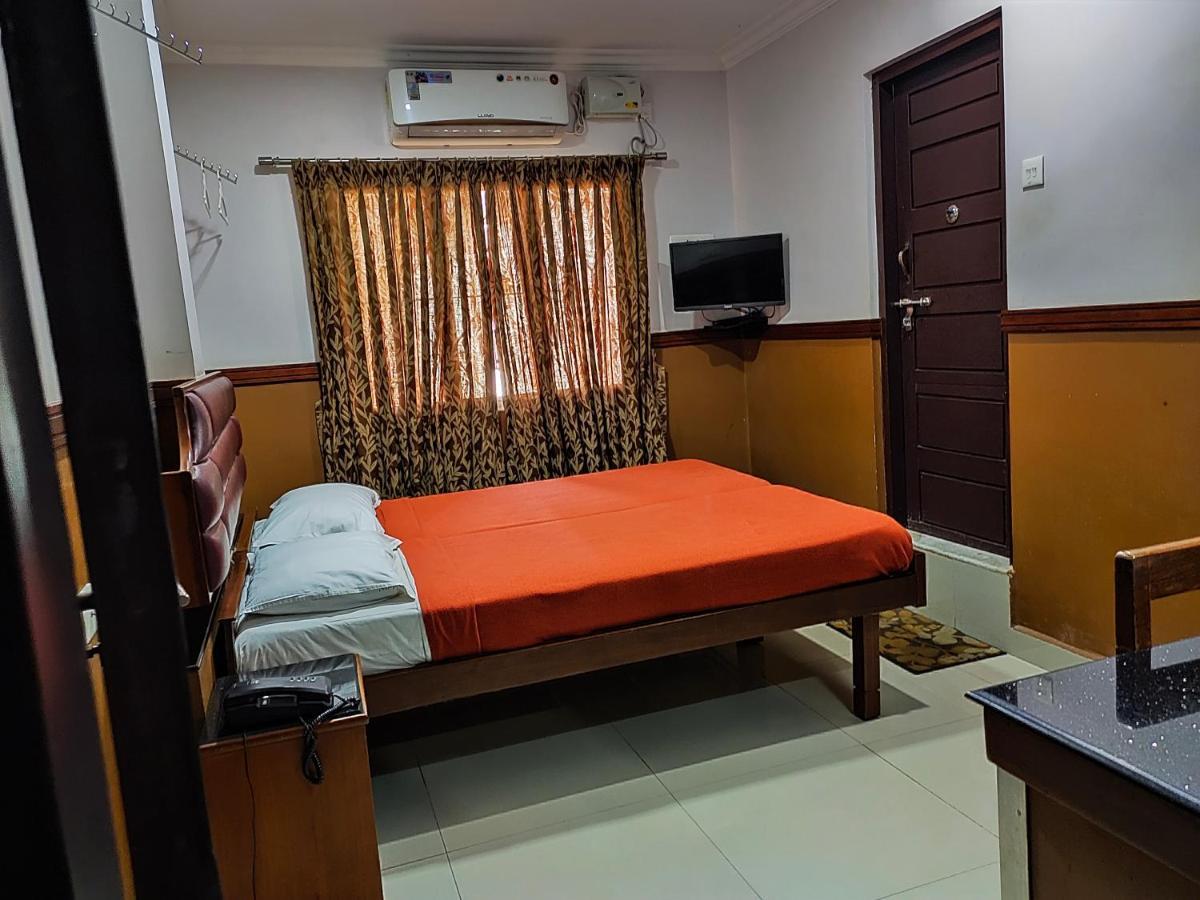 Hotel Maple Regency Kochi Eksteriør billede