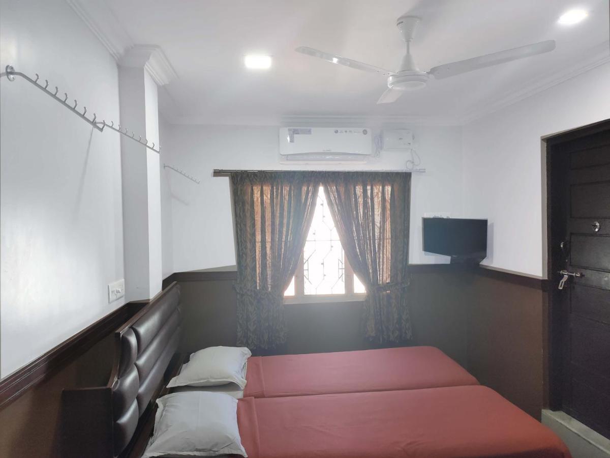 Hotel Maple Regency Kochi Eksteriør billede